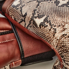 Load image into Gallery viewer, PRO SNAKE SKIN LEATHER BOXING GLOVES (STRAP UP) LIMITED EDITION