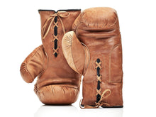 Load image into Gallery viewer, RETRO DELUXE TAN LEATHER BOXING GLOVES (LACE UP)